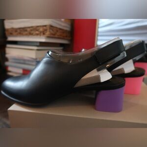 CAMPER Twins Mismatched Block Heels Slingback Pump